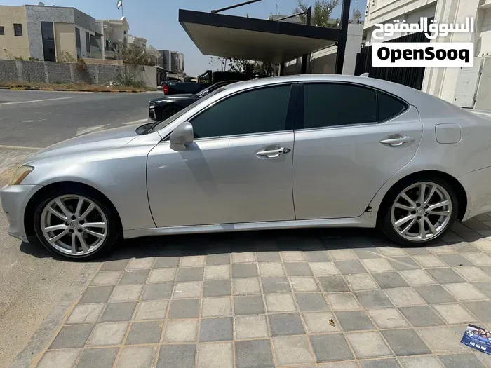 Lexus Is 250 2007 photo 2