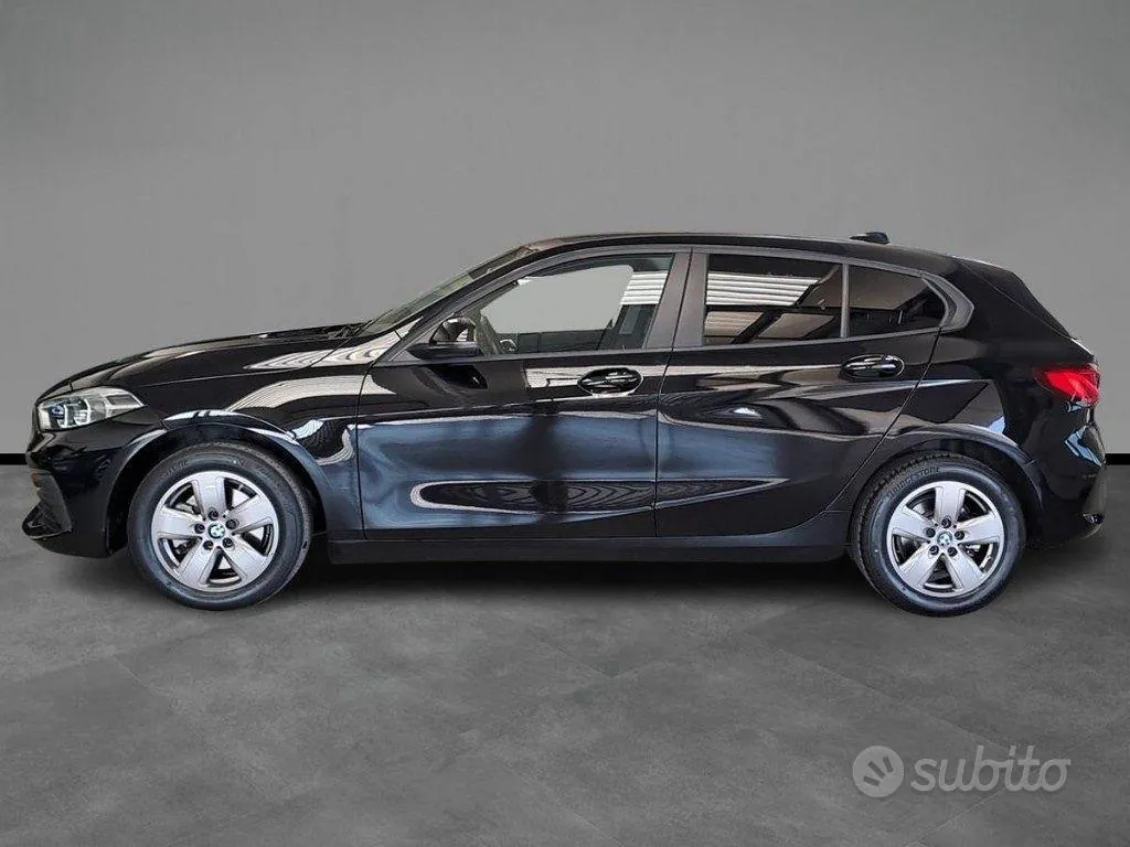 BMW 1 Series 2022 photo 3
