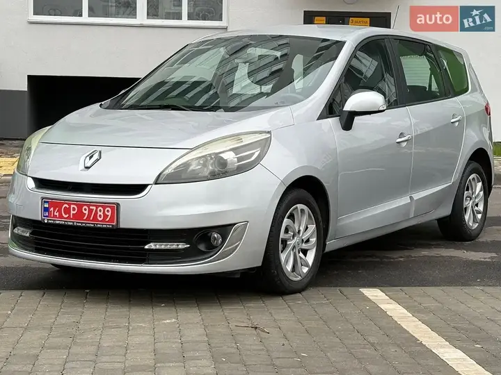 Renault Grand Scenic 2013 photo 5