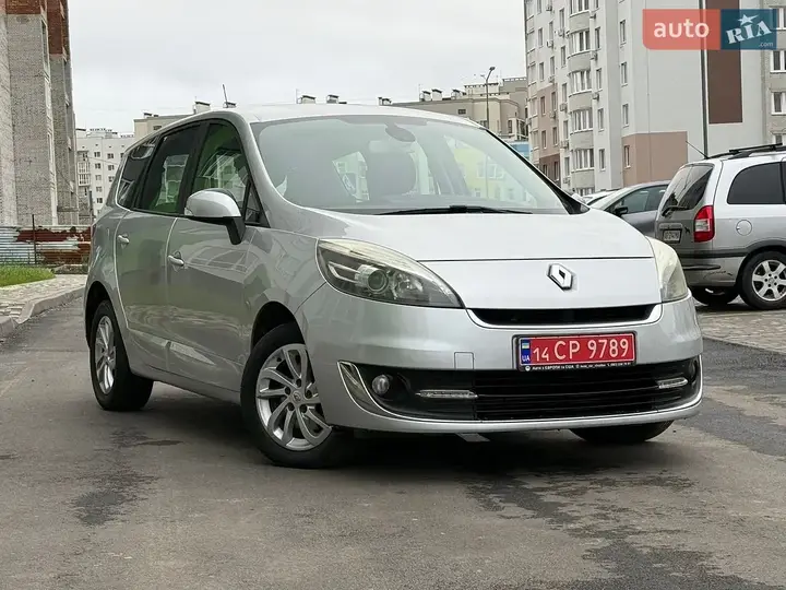 Renault Grand Scenic 2013 photo 4