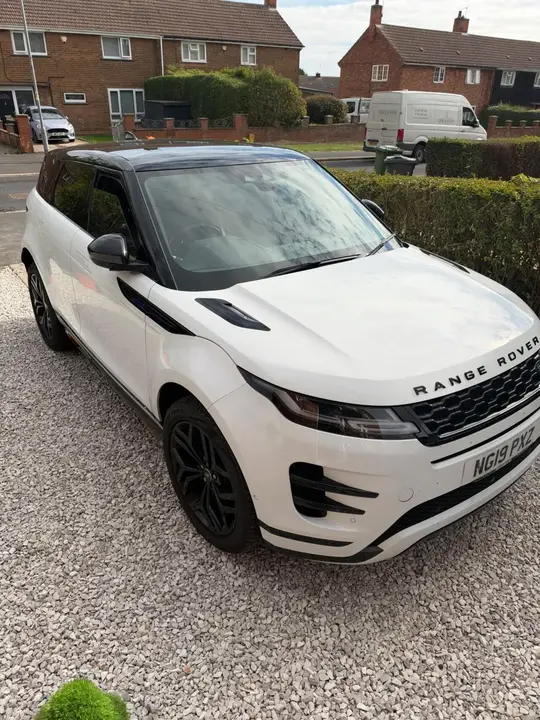 Land Rover Range Rover Evoque 2019 photo 2