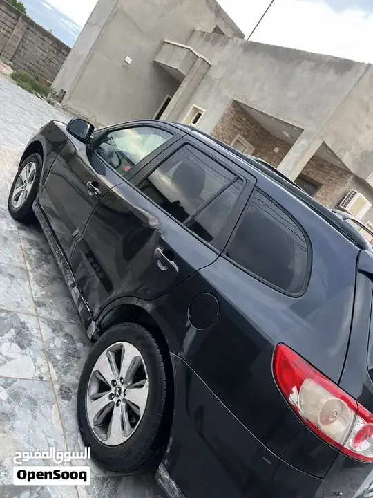 Hyundai Santa Fe 2010 photo 4