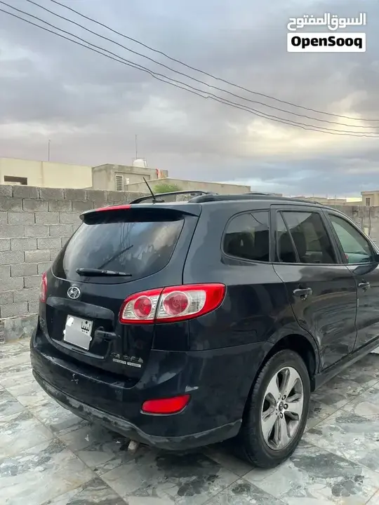 Hyundai Santa Fe 2010 photo 2