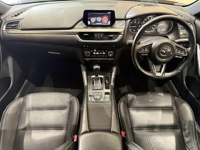 Mazda Atenza Sedan 2017 photo 3