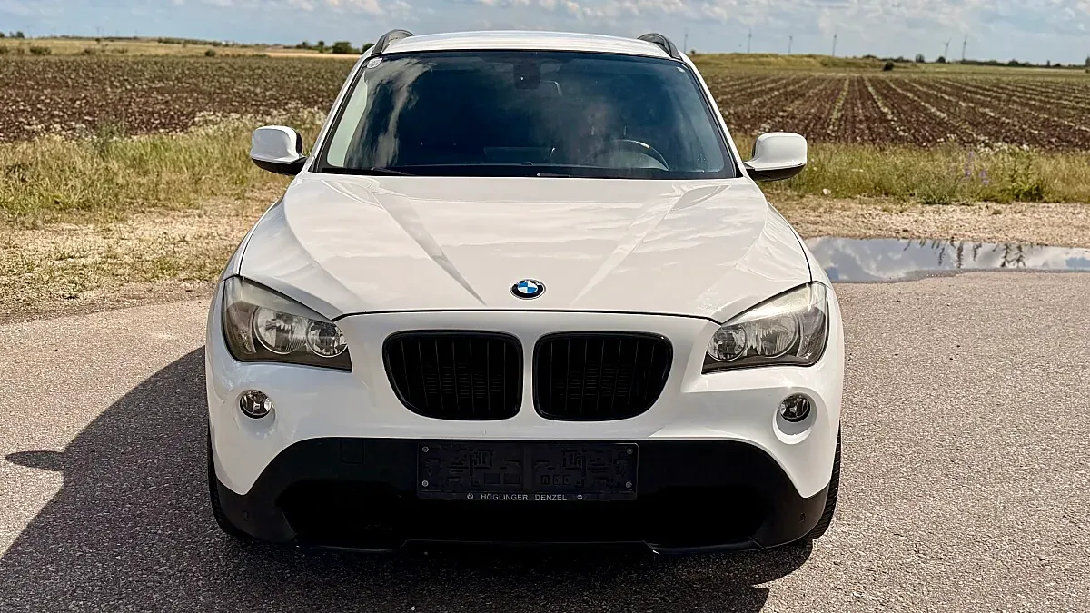 BMW X1 2010 photo 2