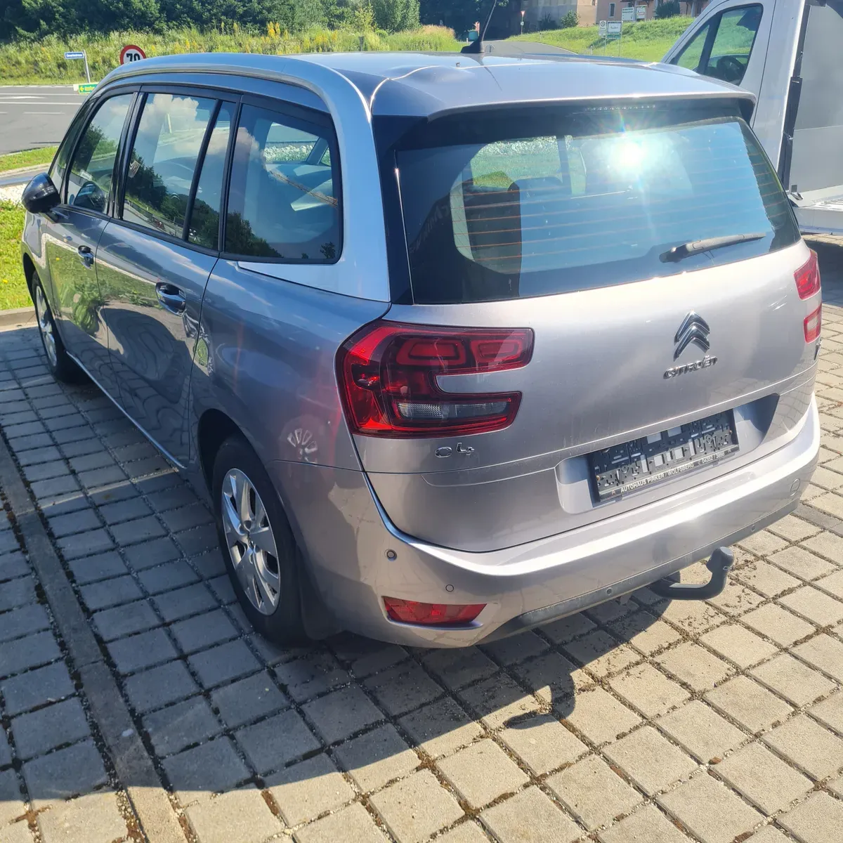 Citroen Grand C4 Picasso 2016 photo 3