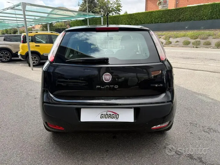 Fiat Punto Evo 2011 photo 4