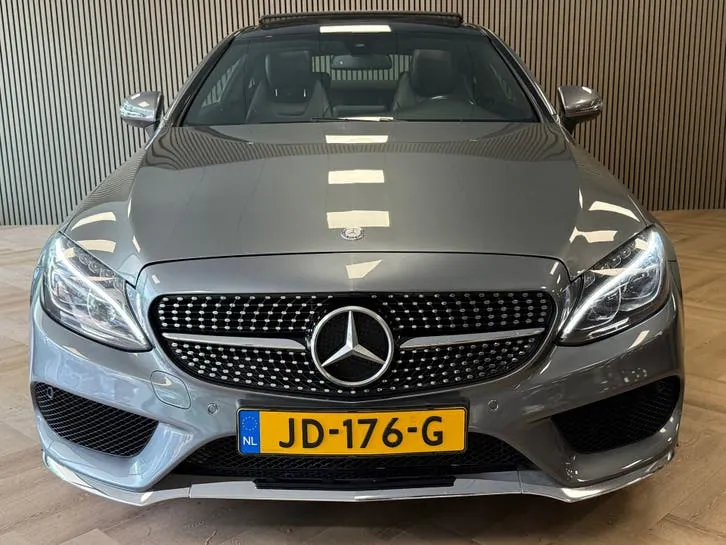 Mercedes-Benz C180 2016 photo 2