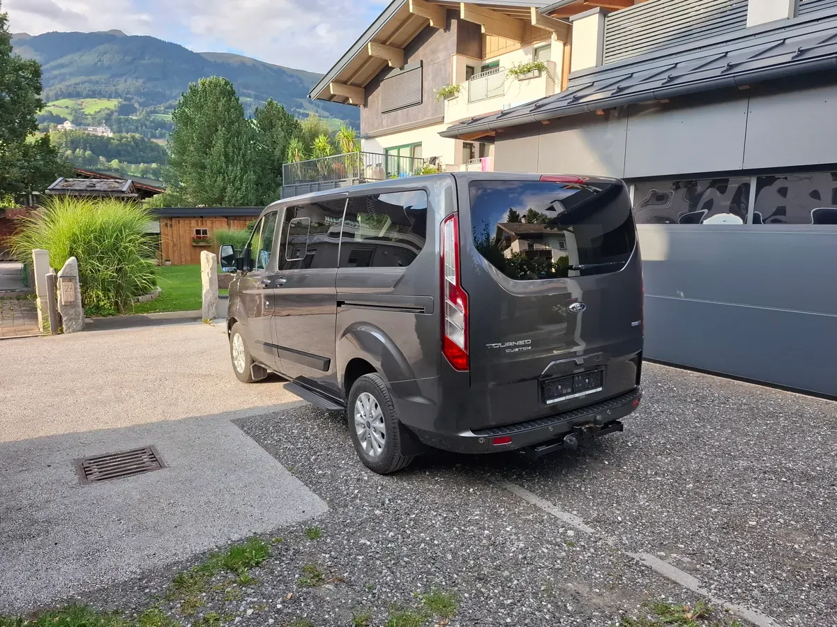 Ford Tourneo Custom 2021 photo 3