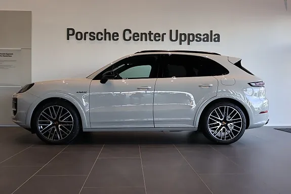 Porsche Cayenne 2026 photo 2