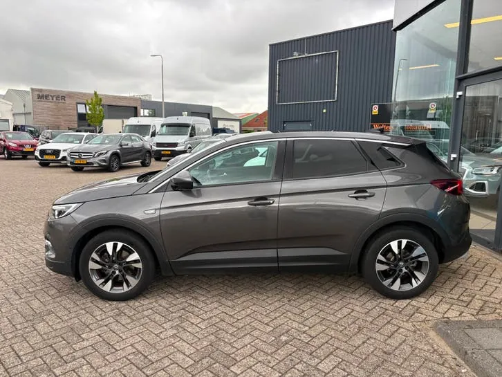 Opel Grandland X 2019 photo 2