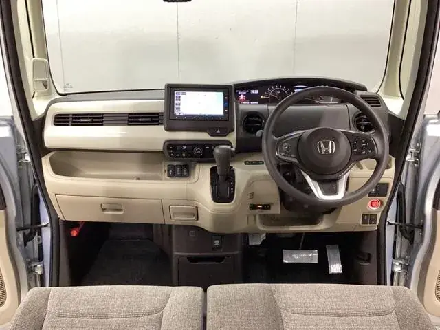 Honda N-Box 2017 photo 5