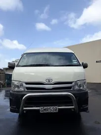 Toyota Hiace 2012 photo 5