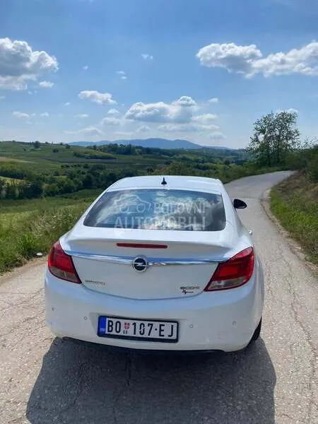 Opel Insignia 2010 photo 4