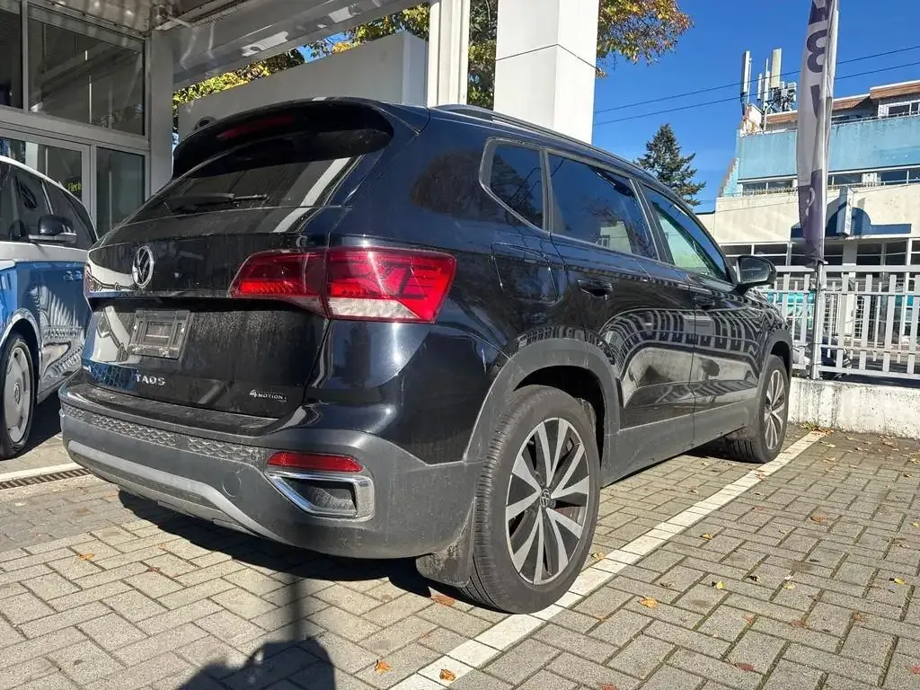 Volkswagen Taos 2023 photo 2