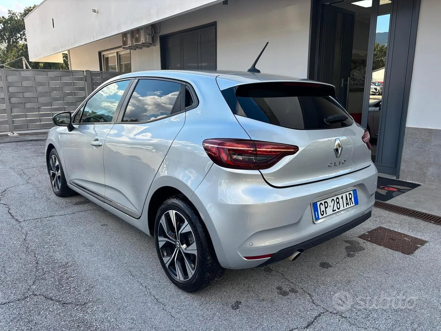 Renault Clio 2023 photo 4