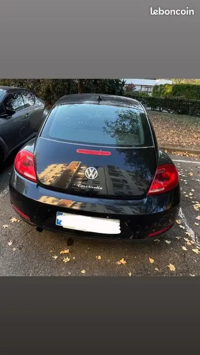 Volkswagen New Beetle 2011 photo 2