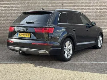 Audi Q7 2016 photo 2