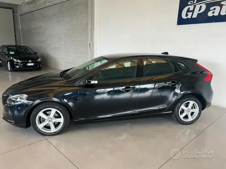 Volvo V40 2015 photo 3