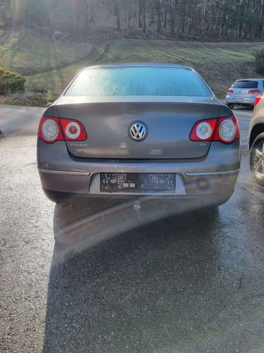 Volkswagen Passat 2005 photo 3