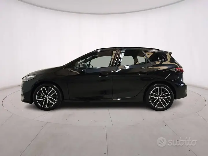 BMW 2 Series 2022 photo 3