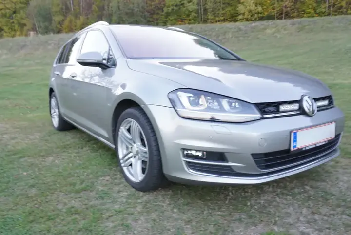 Volkswagen Golf Variant 2014 photo 2