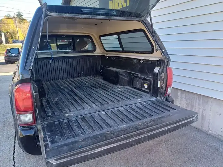 Toyota Tacoma 2018 photo 5