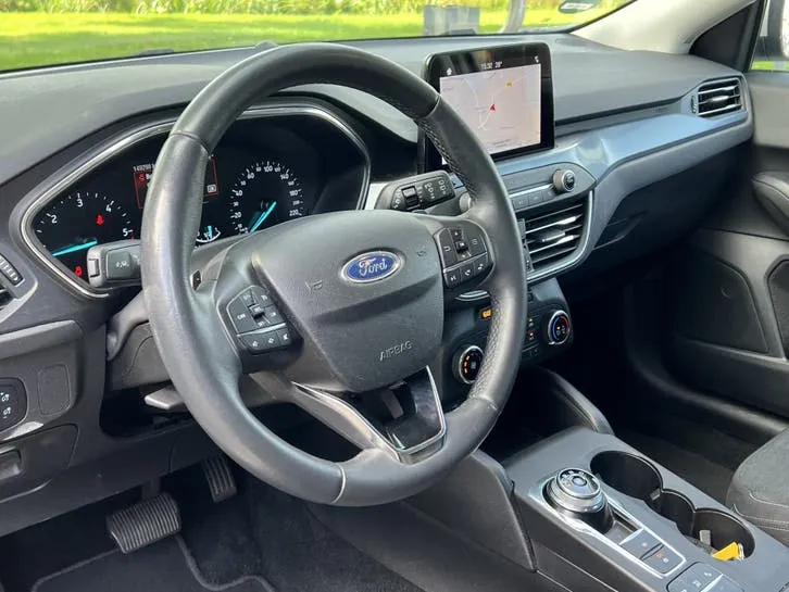 Ford Focus 2019 photo 3