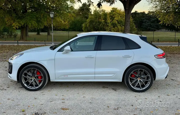 Porsche Macan 2023 photo 3