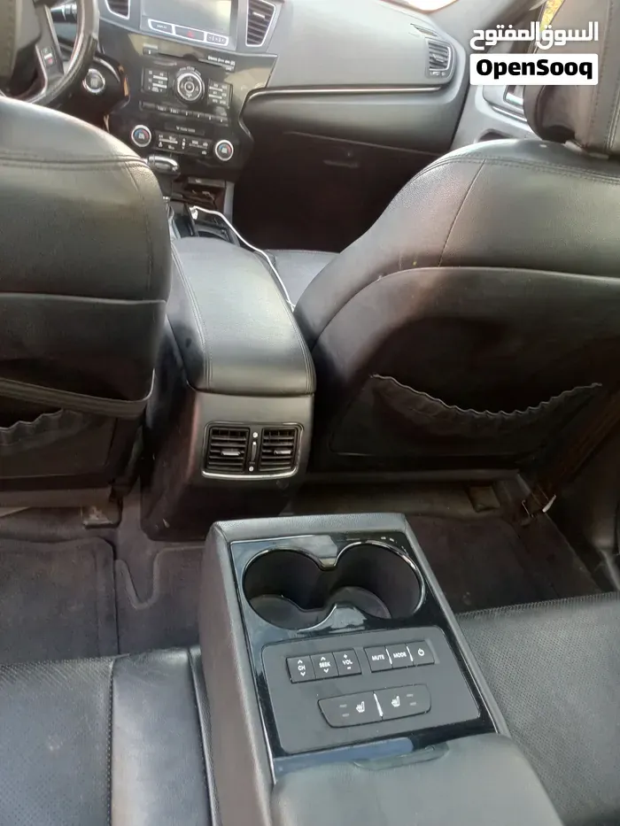 Kia Cadenza 2010 photo 3