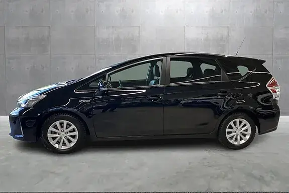 Toyota Prius 2020 photo 2
