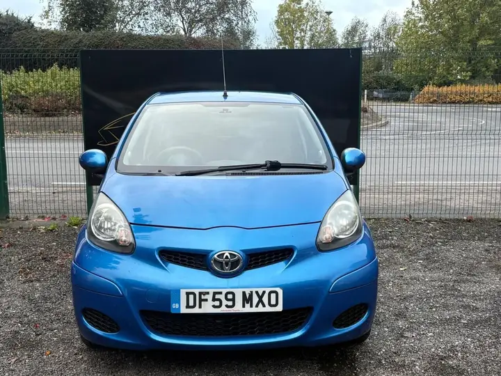 Toyota Aygo 2010 photo 2
