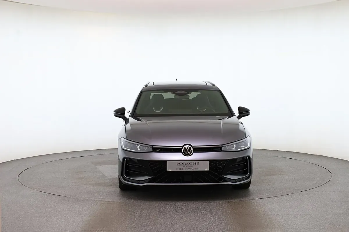 Volkswagen Passat 2026 photo 2