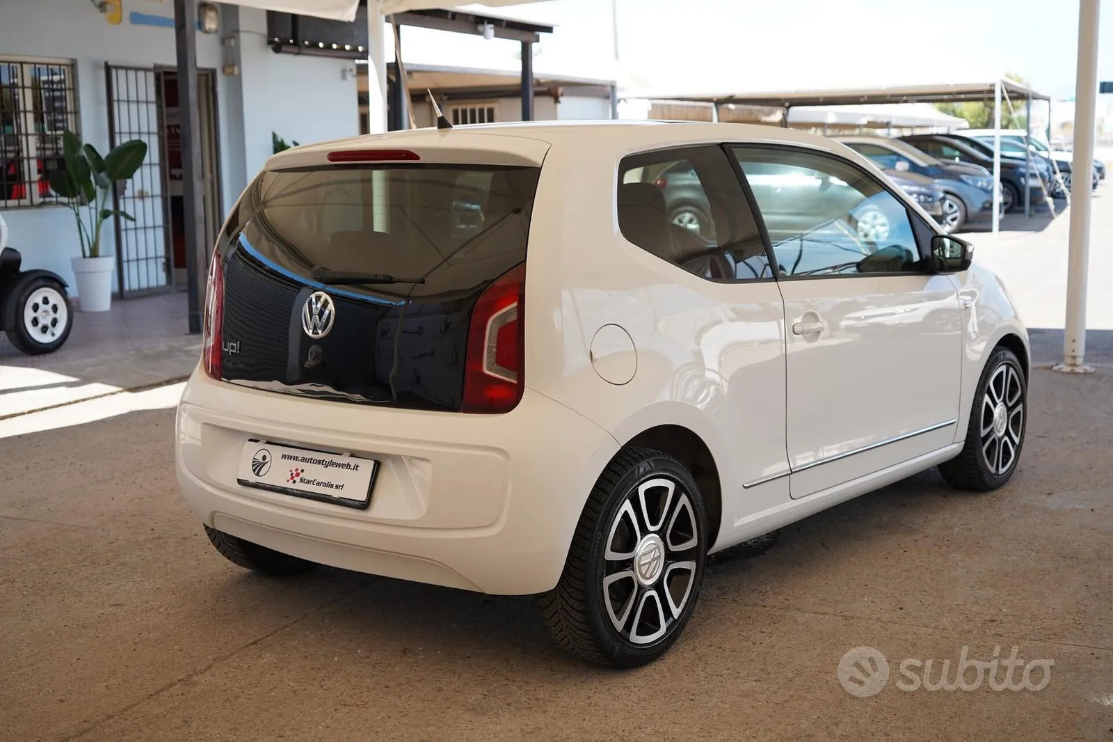 Volkswagen Up 2013 photo 5