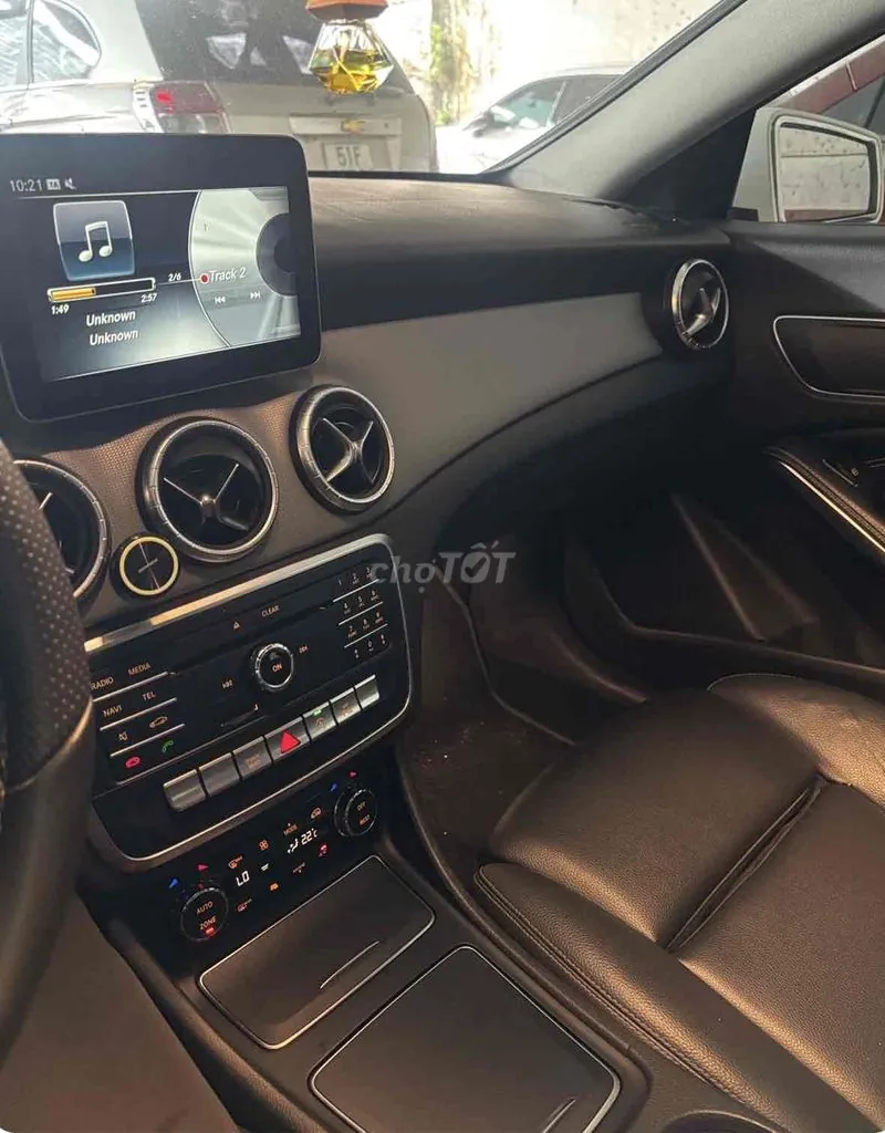 Mercedes-Benz Cla-Class 2017 photo 2