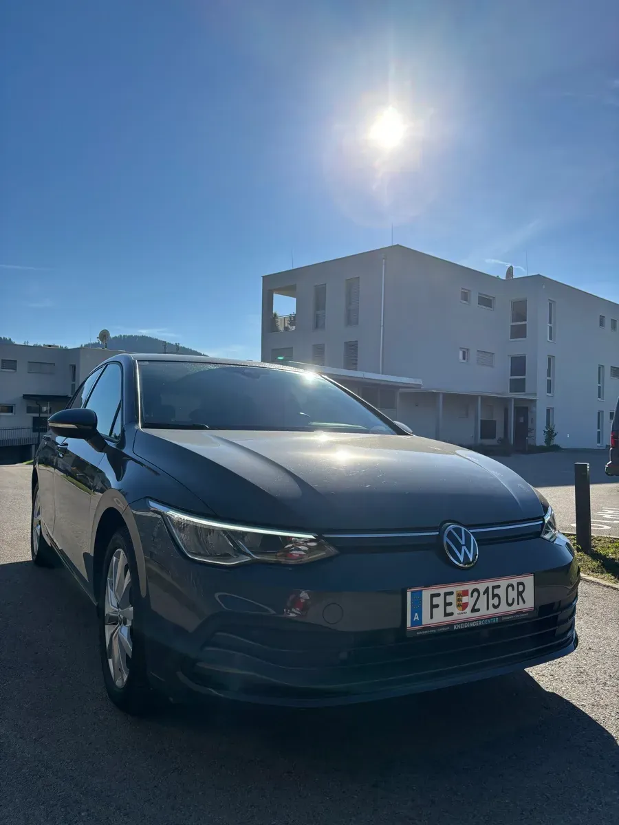 Volkswagen Golf 2021 photo 2