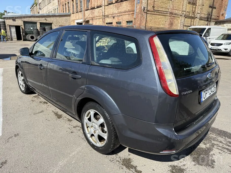 Ford Focus 2009 photo 5