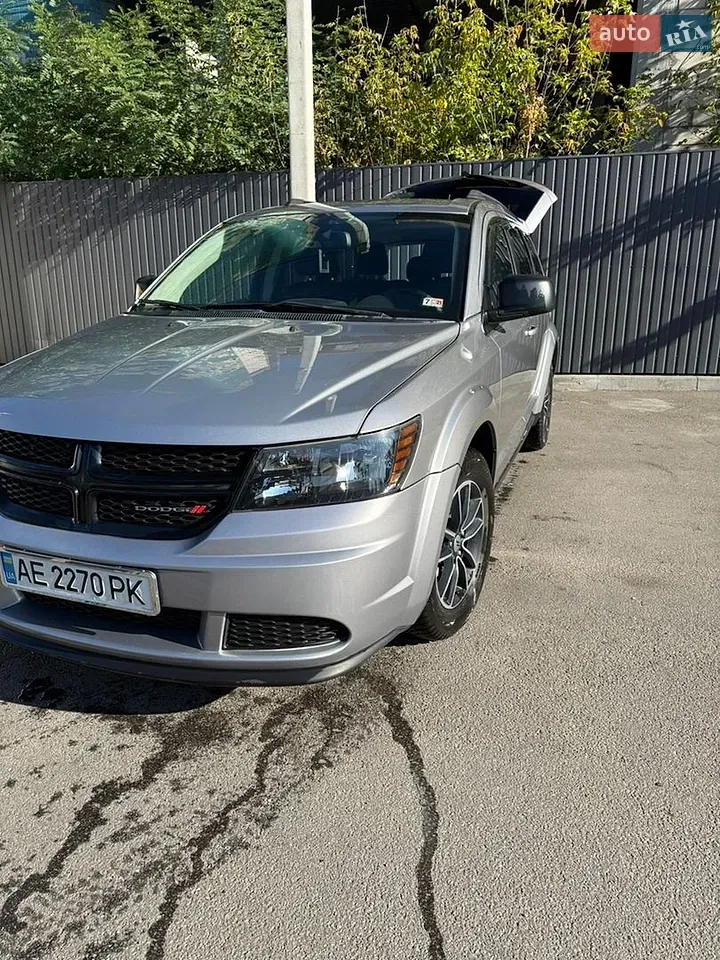 Dodge Journey 2018 photo 2