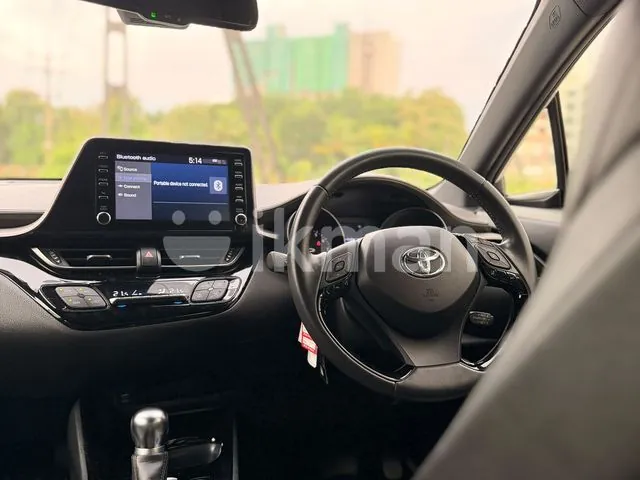 Toyota Chr 2019 photo 4