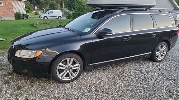 Volvo V70 2013 photo 3