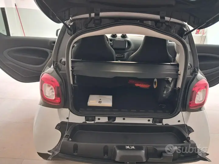 Smart Fortwo 2021 photo 5