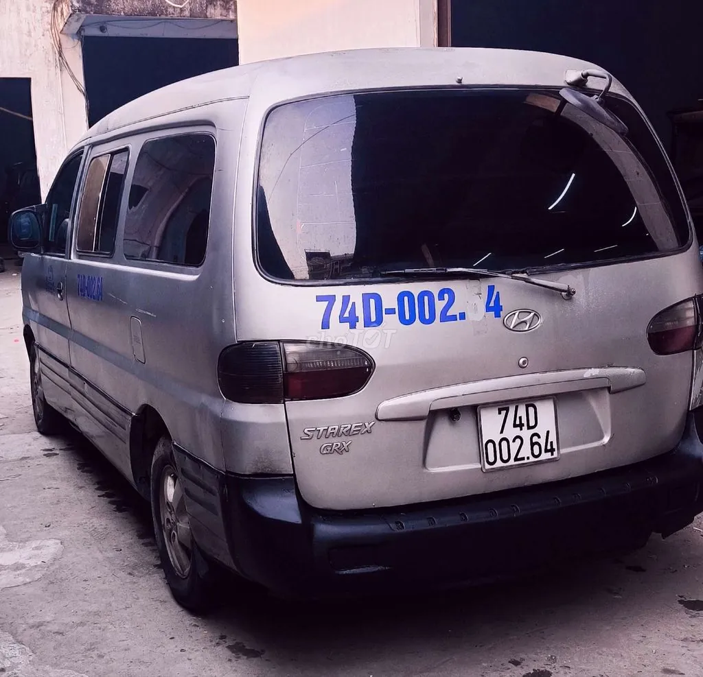 Hyundai Starex 2004 photo 3