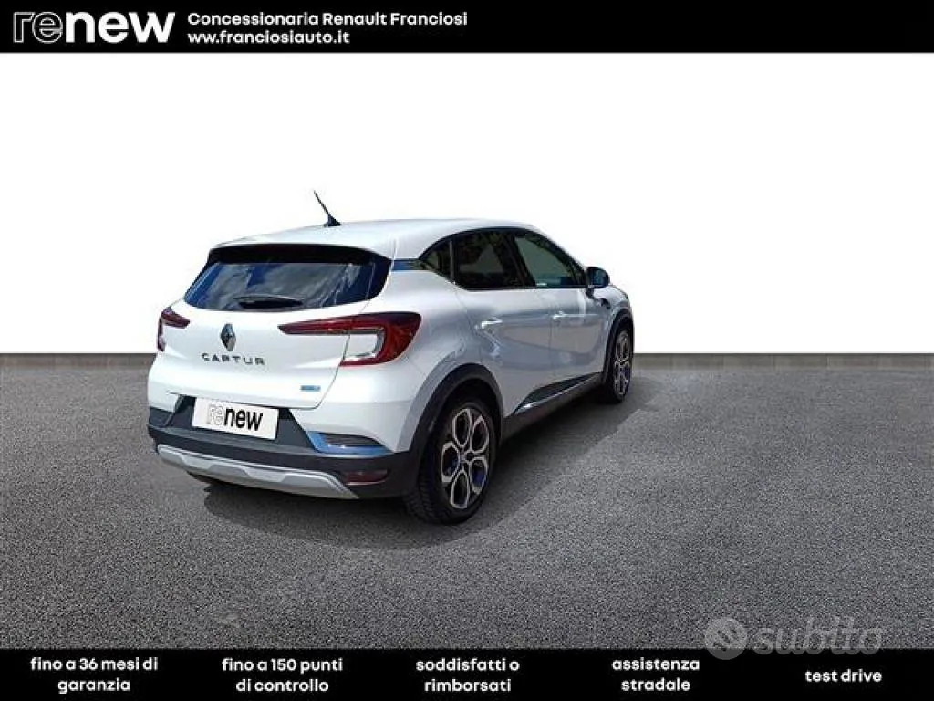 Renault Captur 2022 photo 3