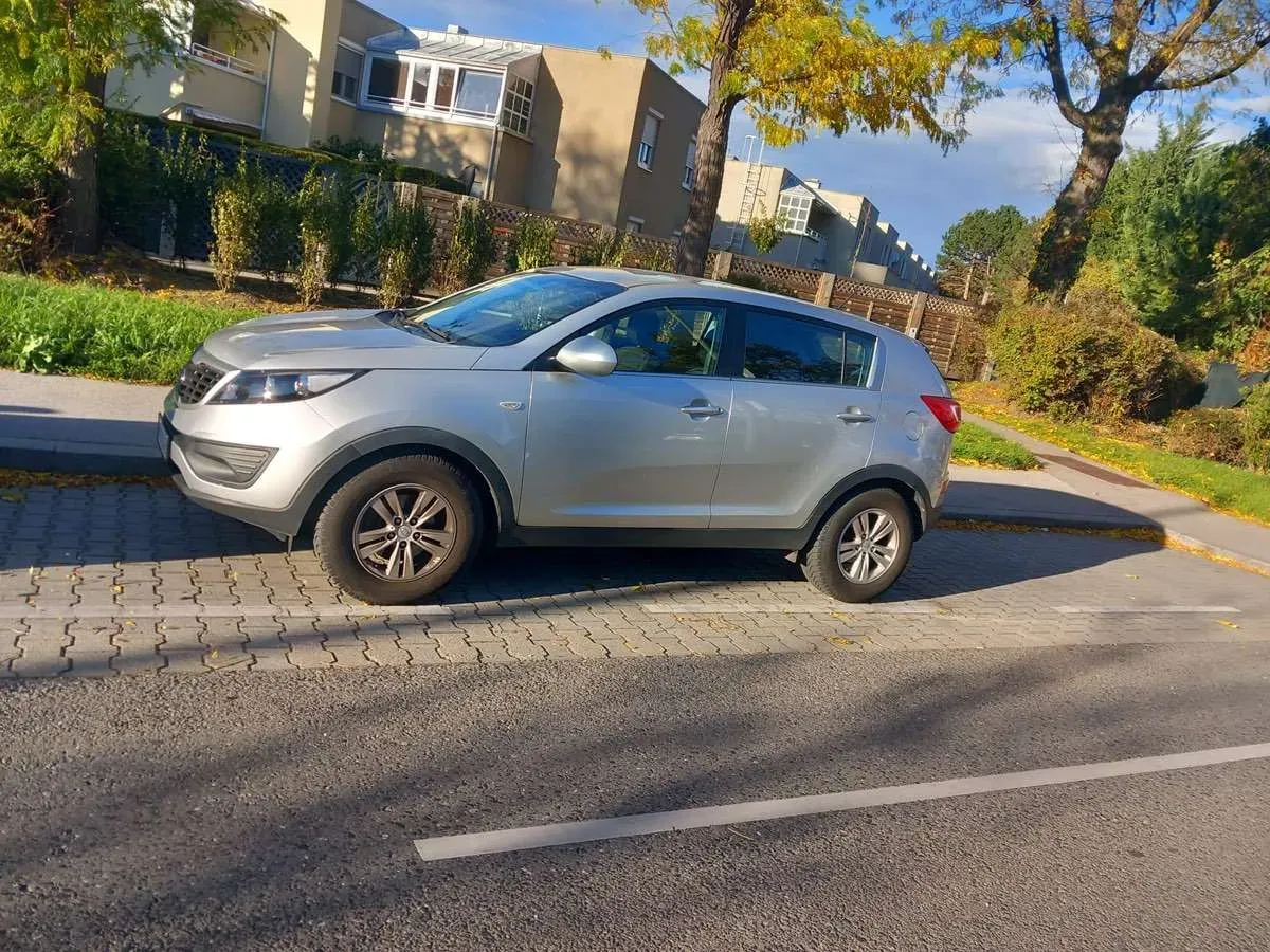 Kia Sportage 2011 photo 3