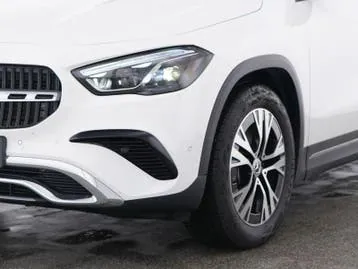 Mercedes-Benz Gla 2025 photo 3
