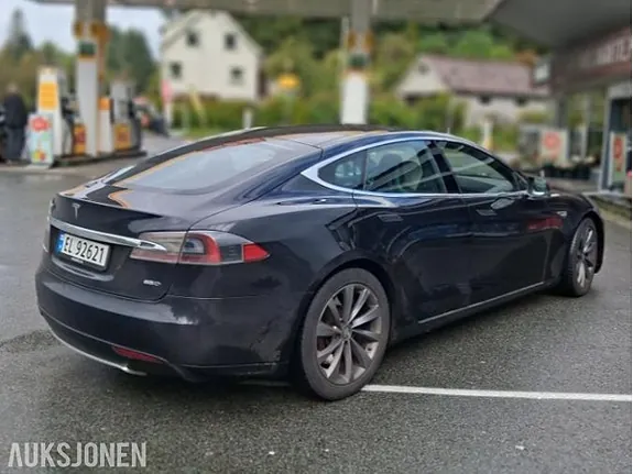 Tesla Model S 2016 photo 4