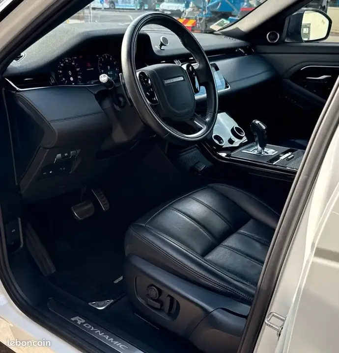 Land Rover Range Rover Evoque 2020 photo 4