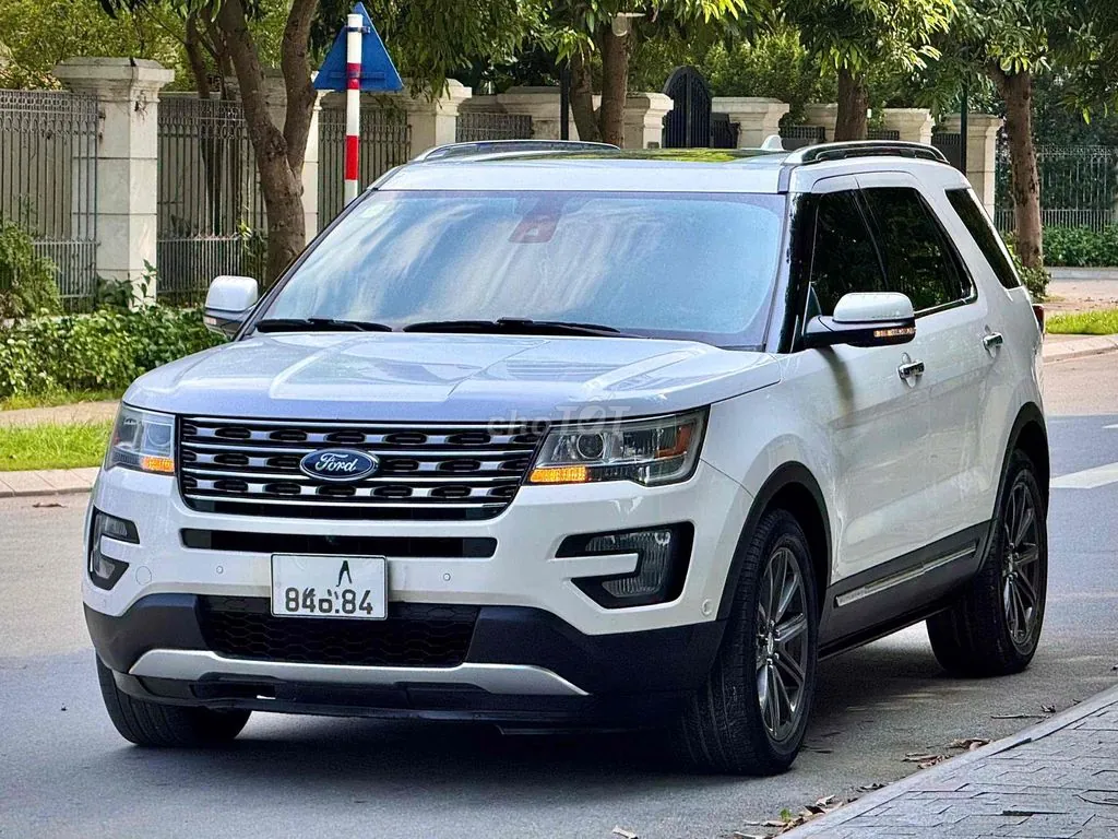 Ford Explorer 2017 photo 2