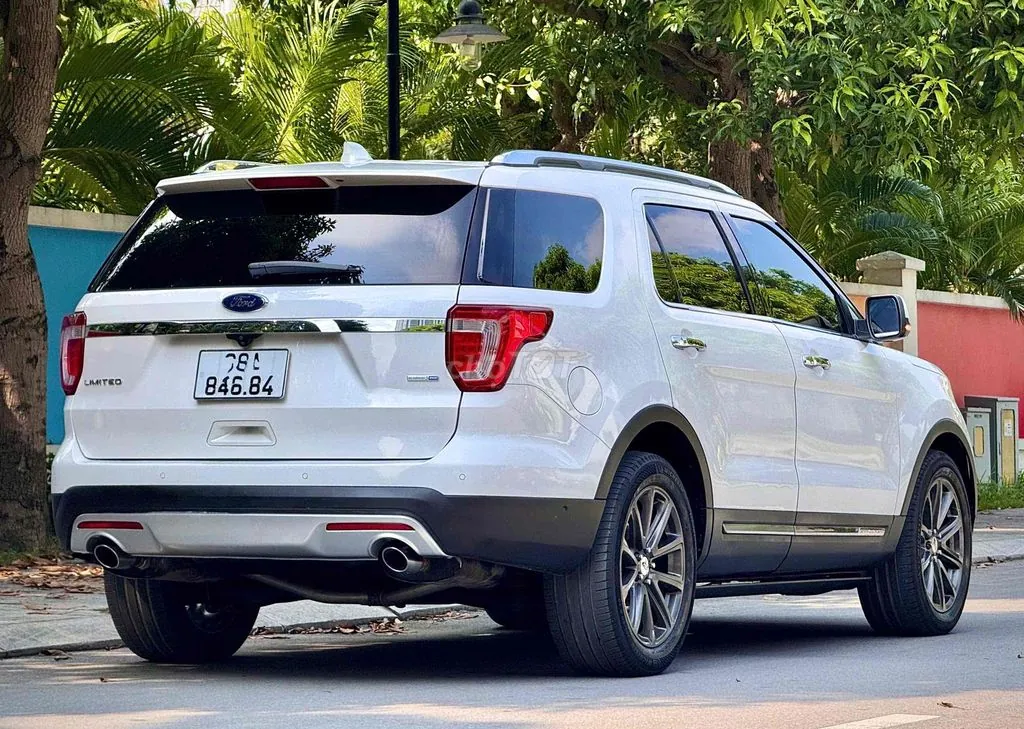 Ford Explorer 2017 photo 5