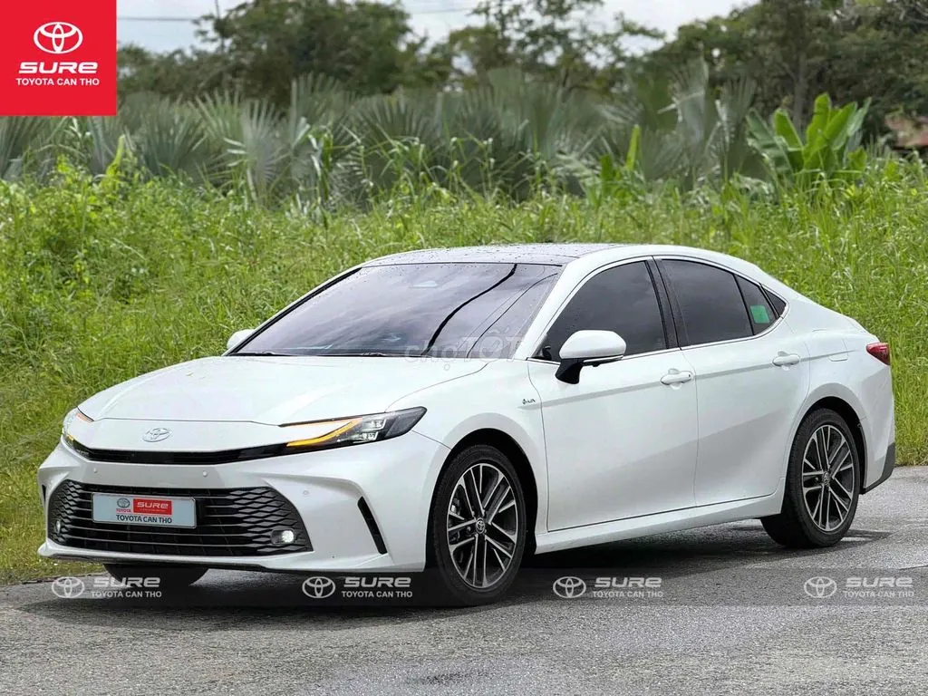 Toyota Camry 2026 photo 4